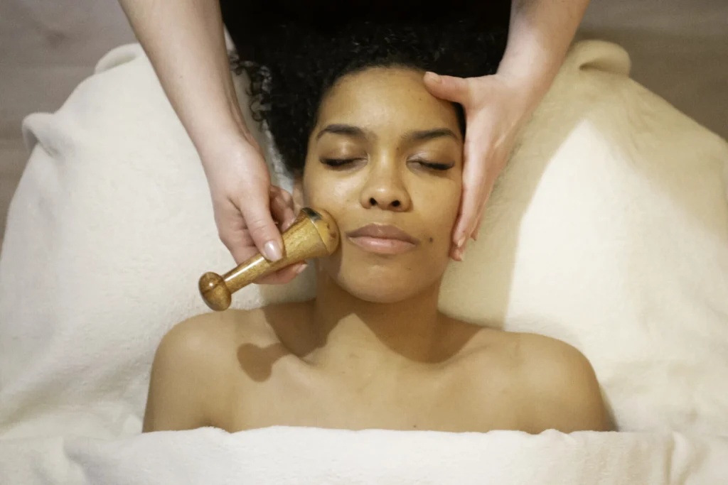 Massage visage lorient lanester institut de beaute la maison du visage 5